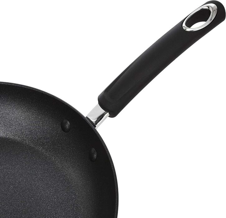 Тиган 2 броя комплект 28 см и 24 см чисто нови