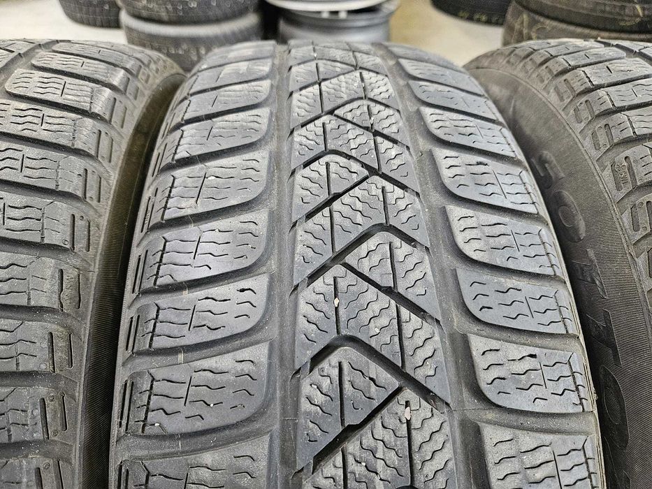 4 Anvelope IARNA 215.60.16 'Pirelli' [dot 2024] ; stare buna
