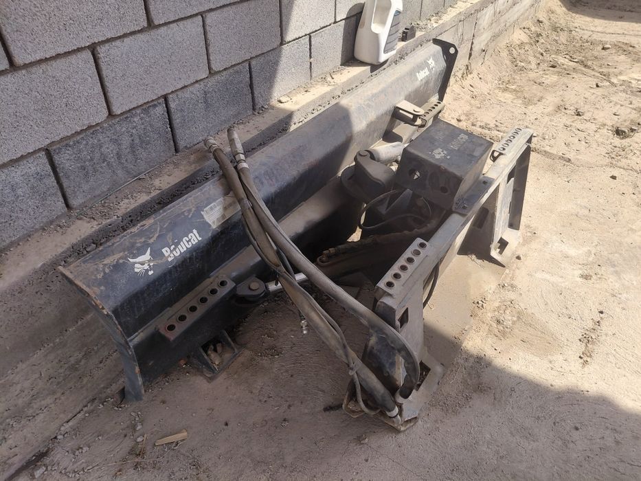 Отвал на бобкат dozer 80