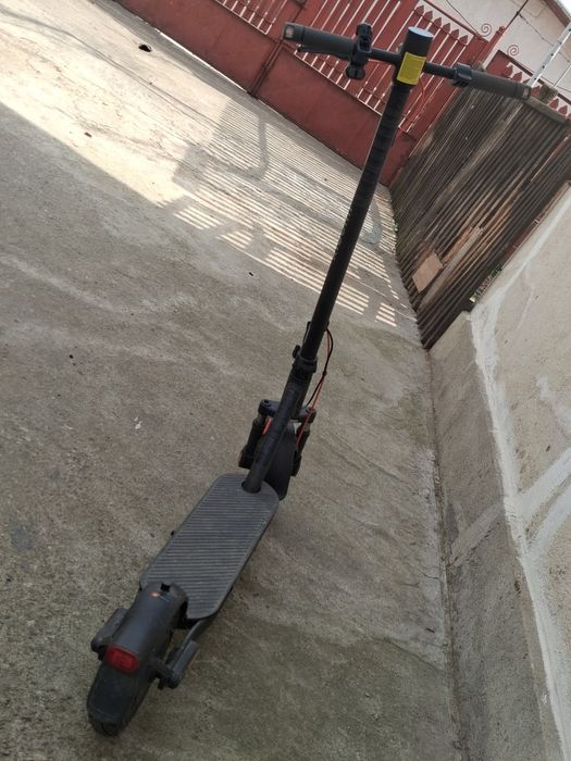 Trotinetă electrică Xiaomi