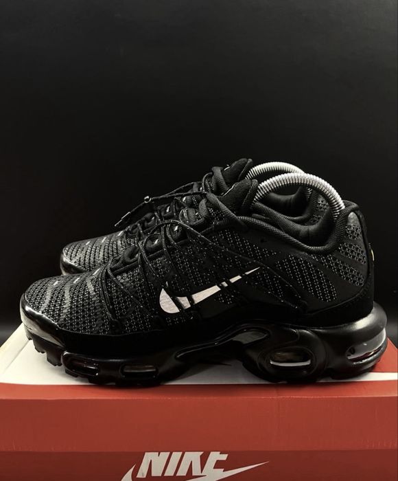 Nike TN Air Max Plus Utility Triple Black Reflective