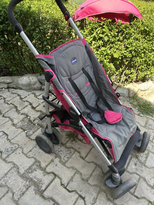 Продам Коляску   .все положения работают