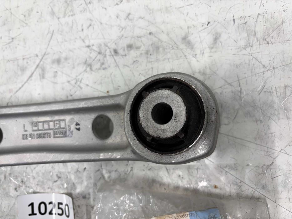 Чисто Нов Оригинален Преден Долен Ляв Носач За БМВ Г30 Г31 6861181 BMW G30 G31