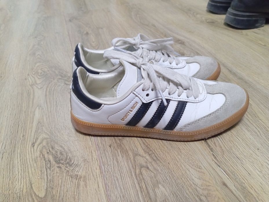 Продам кроссовки