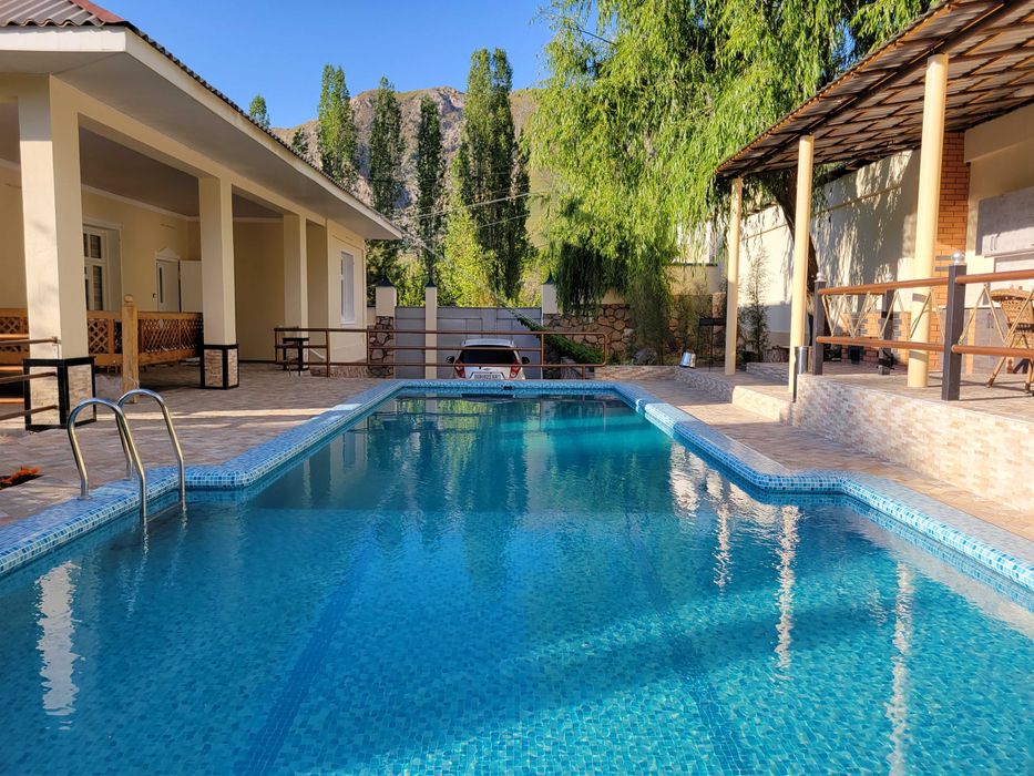 Продаю дачу в Чимгане (готовый бизнес)