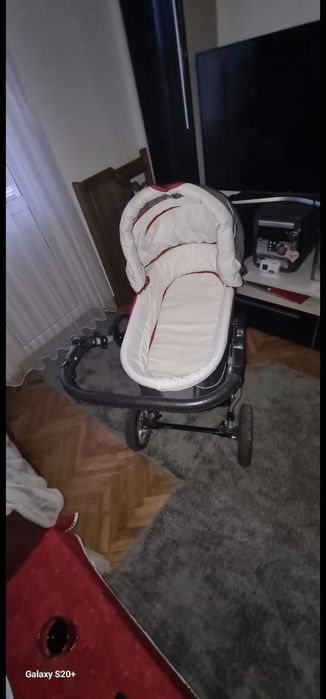 Cărucior doi in unu