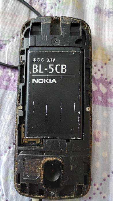 Telefon Nokia 113 + încărcător perfect funcționale