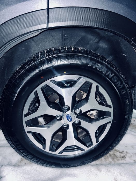 Срочно продам машину Subaru Forester 2019