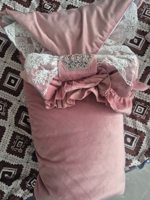 Продам конверт на девочку