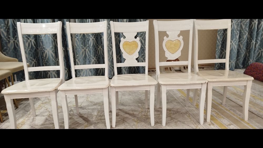 Продам стулья деревянный