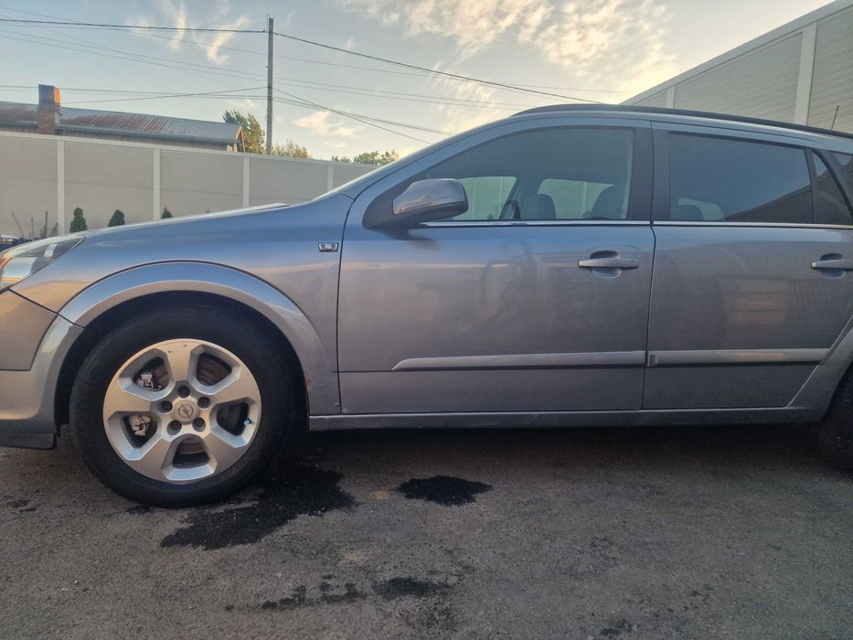 OPEL Astra 2005 — imagine 5