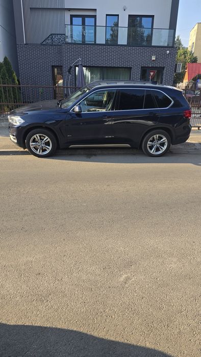 Vand bmw x5 Craiova