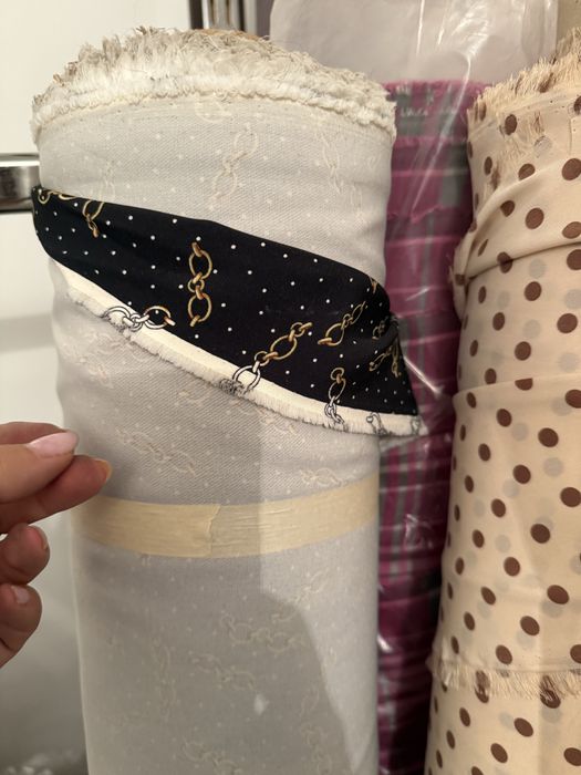 Платове в различни десени. Единични бройки на низки цени!