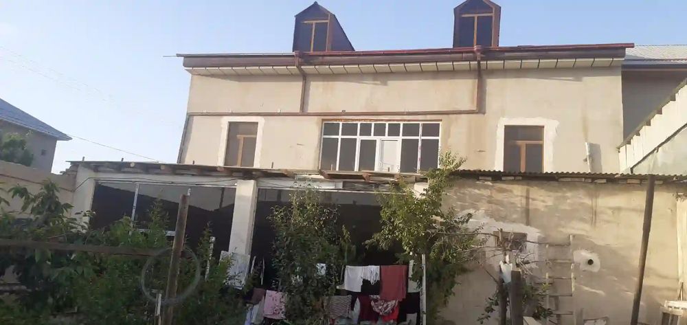 Участка большой в дол дороги 7.5  .10 комнат соток