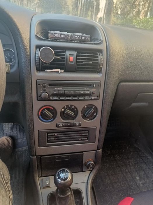Vând Opel Astra g 1.6 benzină,16 valve cu gpl