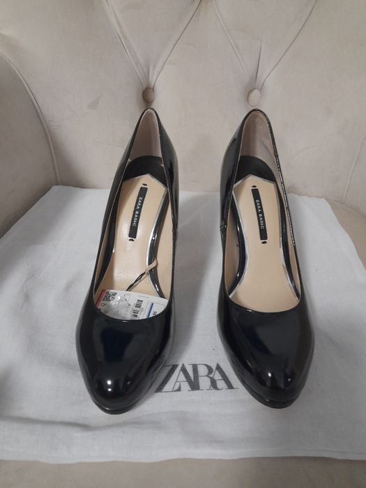 Pantofi stiletto Zara lăcuiți cu toc subțire mărimea 35
