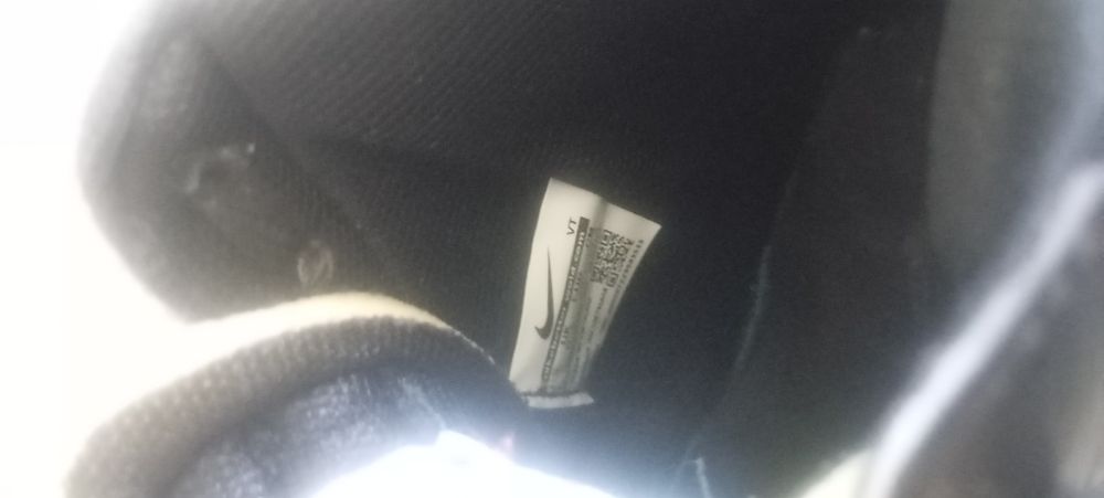 Две кроссовки  для повседневной