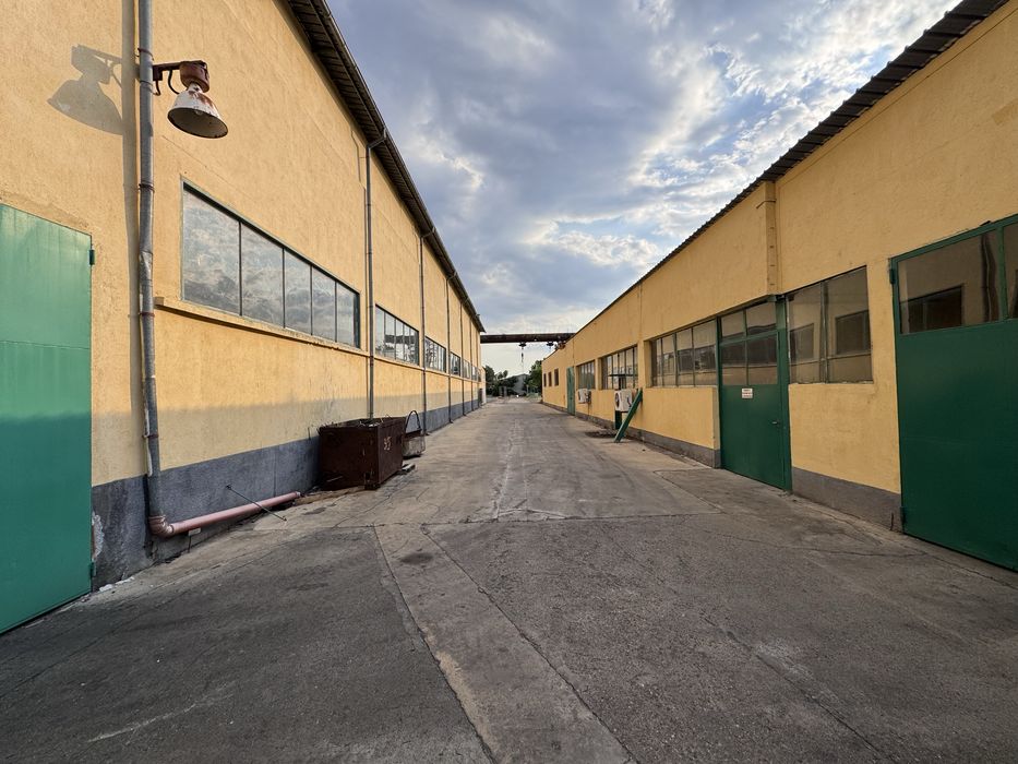 Продава се Промишлена сграда в Гурково - 3599 кв.м за 1001 €/кв.м - Снимка #20