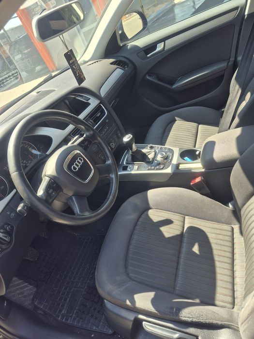 Vănd Audi A4 B8 2009