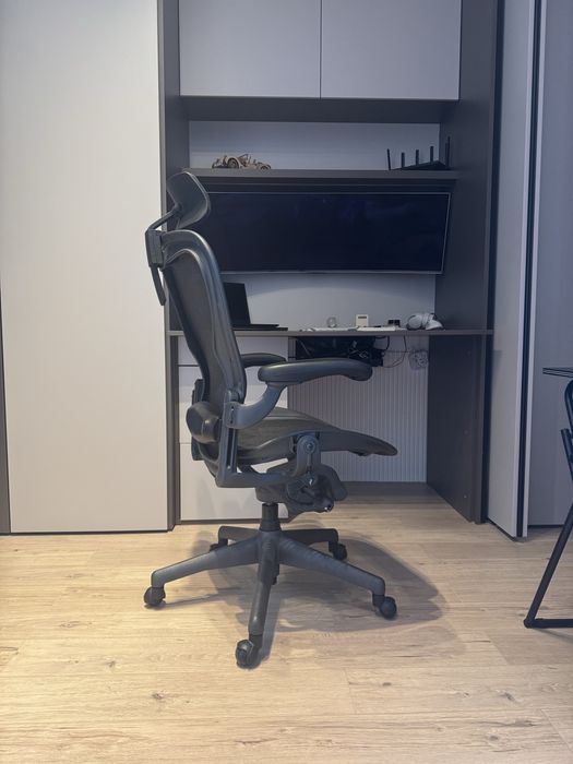 Scaun Herman Miller Aeron Classic Black Marimea C