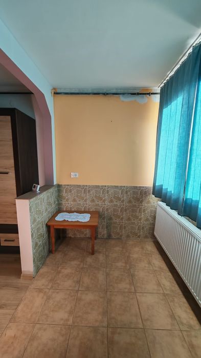 Garsonieră zona Astra