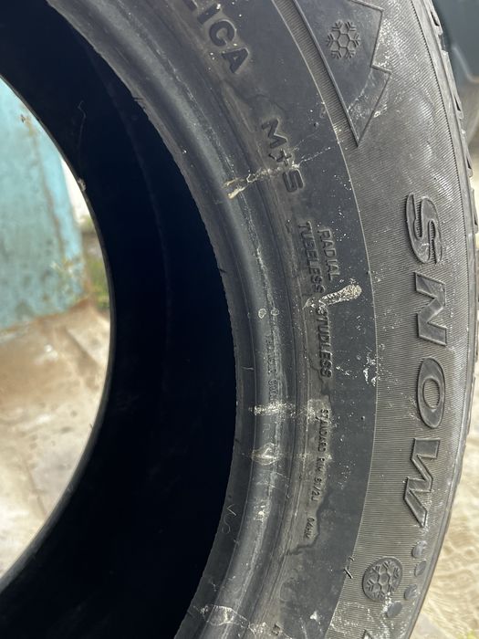 Продам резину всесезонка