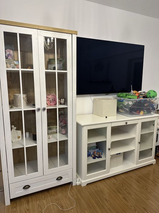 Set Jysk Comoda+Vitrina