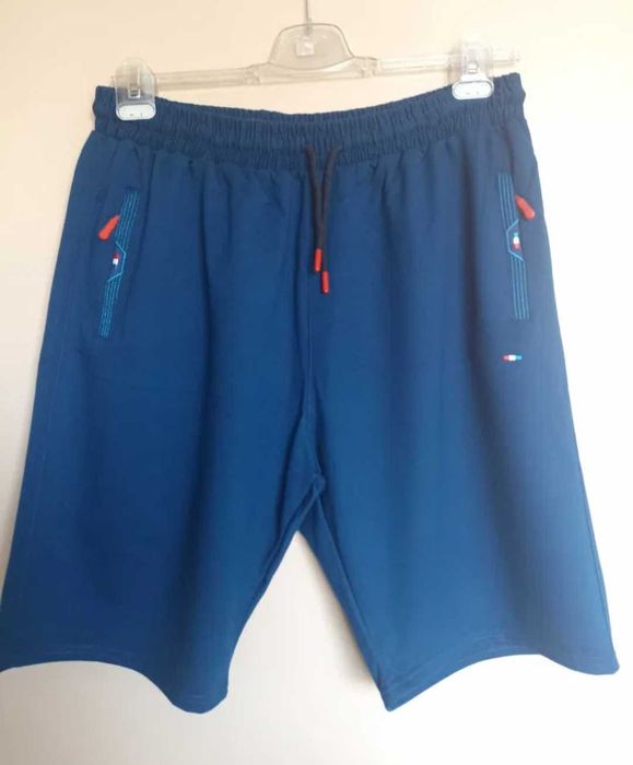 Къси мъжки панталони