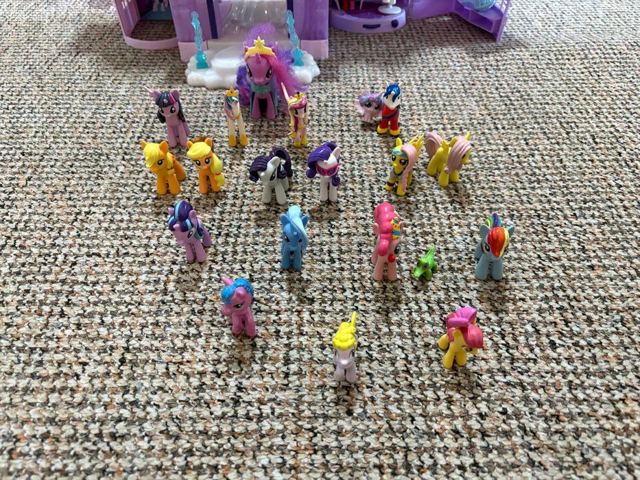 My little pony, castel si figurine