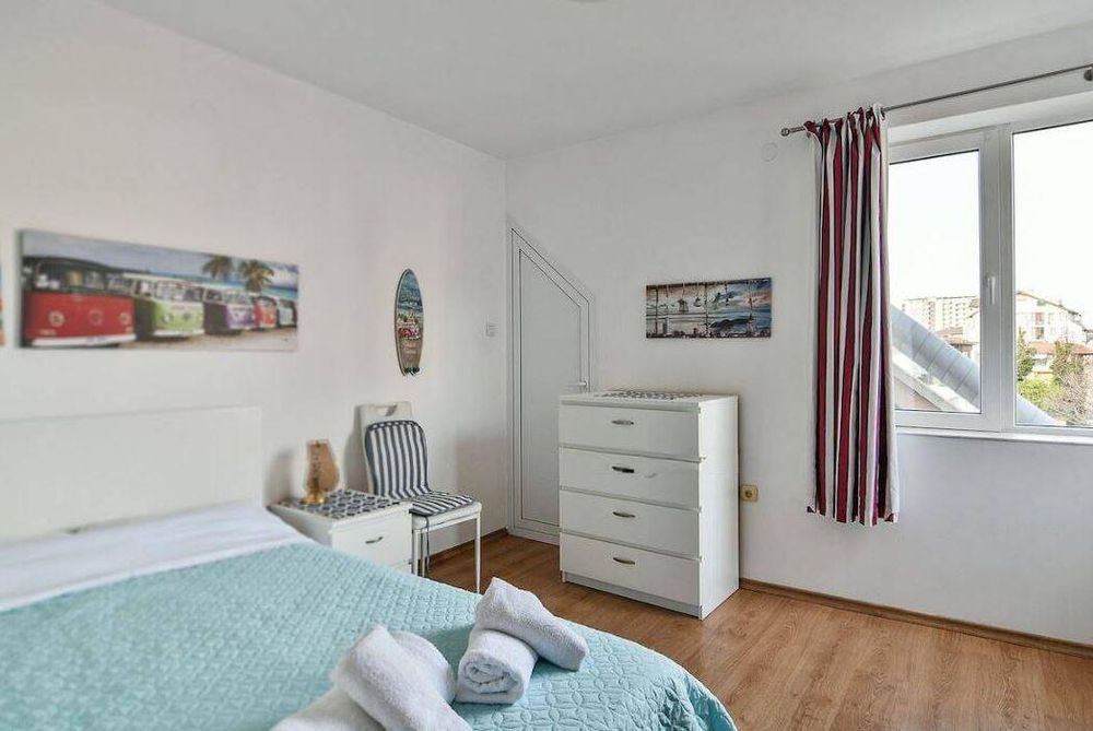 Дава се под наем Тристаен апартамент в Варна, Бриз - 68 кв.м за 600 € - Снимка #3