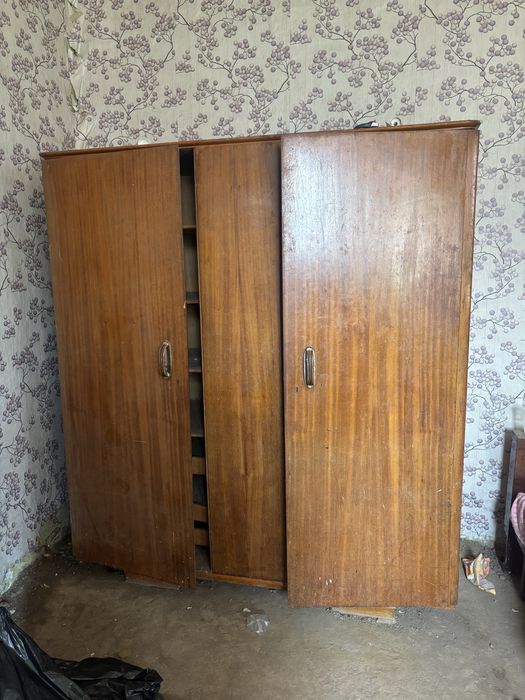 Гардероб и спалня