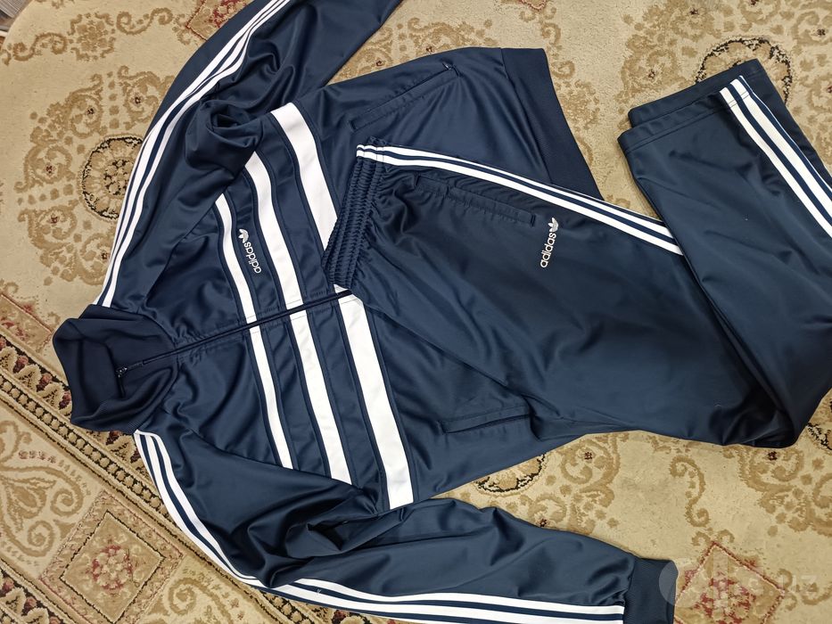 Оригинальный костюм adidas