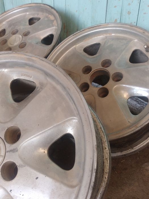 R15 Мерс опел масквич чанган мошиналарига диска