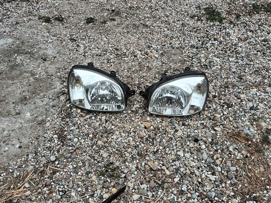 ляв и десен фар за хюндай санта фе HYNDAI SANTA FE 01 - 06
