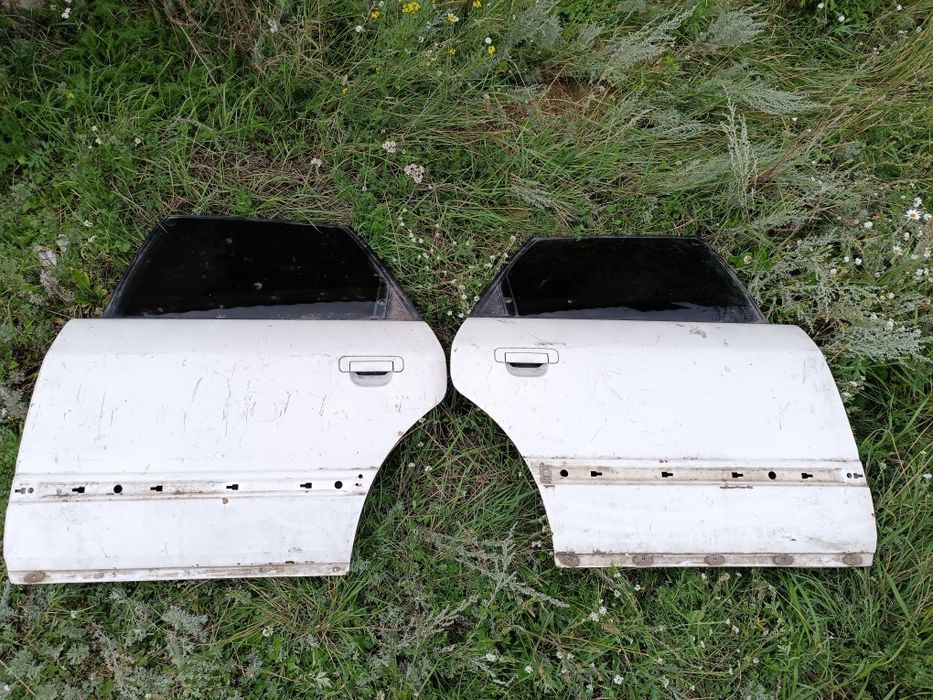 Продам запчасти на Ауди 100