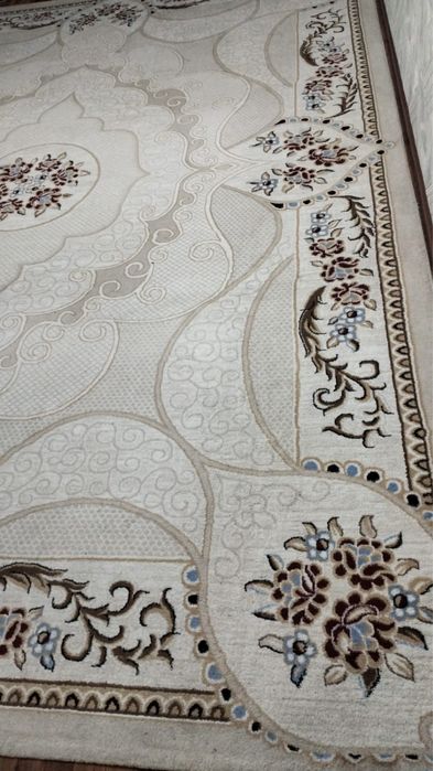 Продается Ковер 4*3м состояние б/у, торг есть