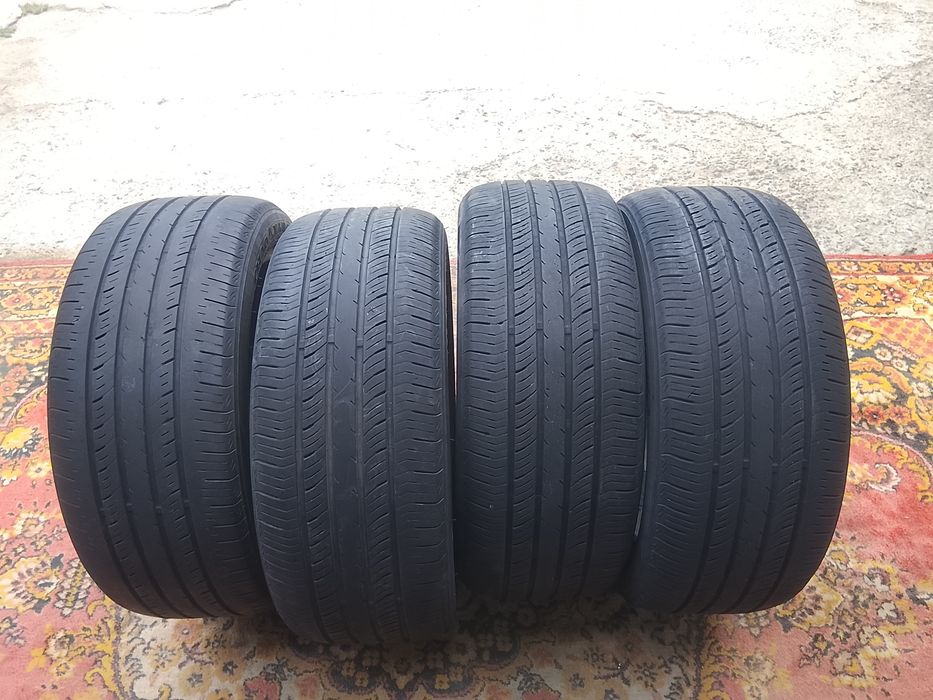 Шины 215/50 R17  летний сезон б/у