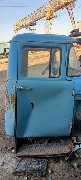 Продам кабину Зил