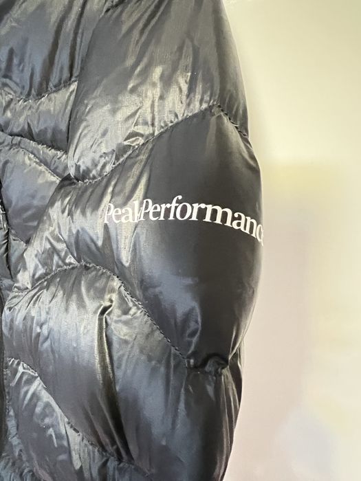 Peak performance helium мъжка пухнека