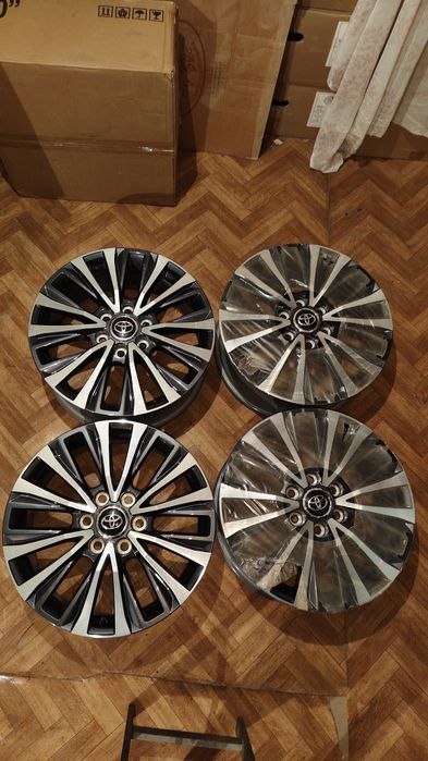 Тойота 300 новые оригинал 20е