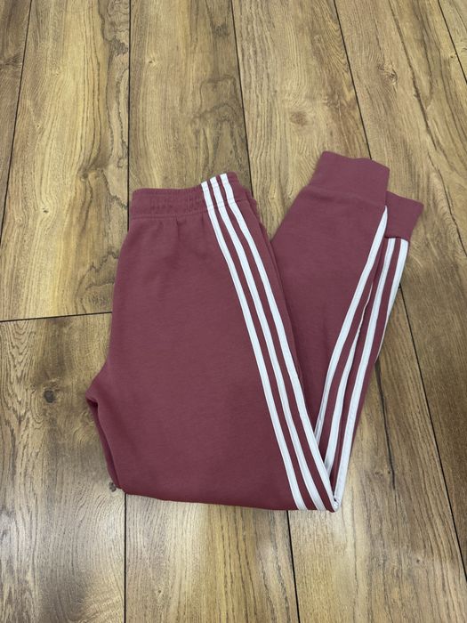 Adidas треко темно розового цвета