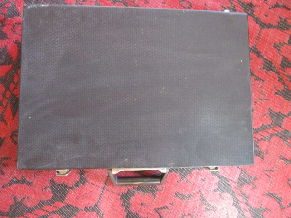 Дипломатически куфарчета кожени черни