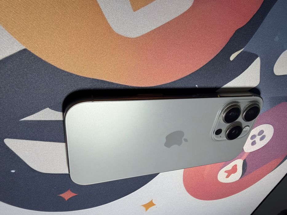 Apple Iphone 16 Pro , Impecabil , Pentru piese , Recarosare , Impecabil.
