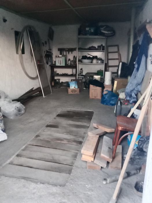 Продаеться гараж