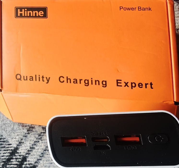 Нова външна батерия за телефон Преносимо зарядно устройство Power Bank
