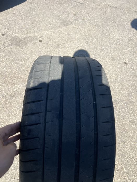 Michelin pilot 4s 275/30/20