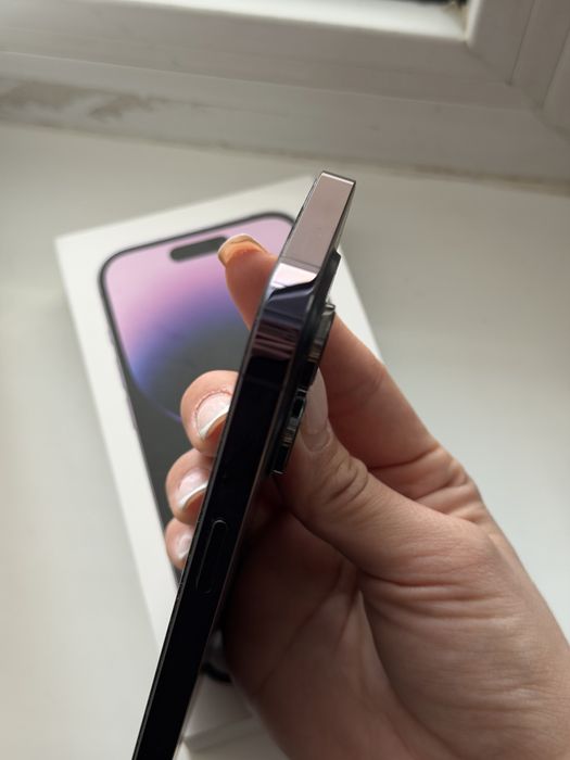 Продам iphone 14 pro 256гб .