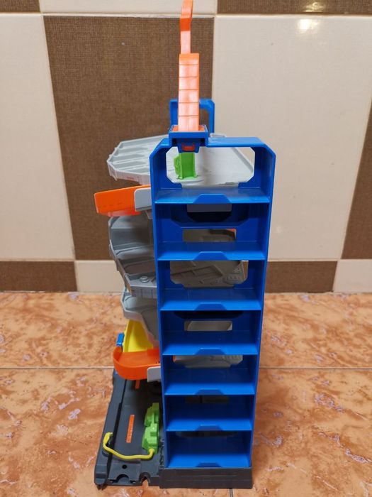 Parcare Hot Wheels Stunt Garage
