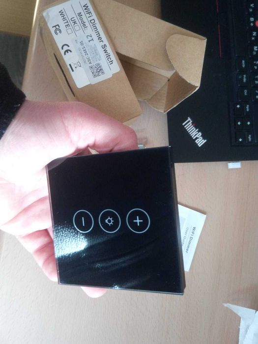 WiFi безжично управляем ключ за осветление