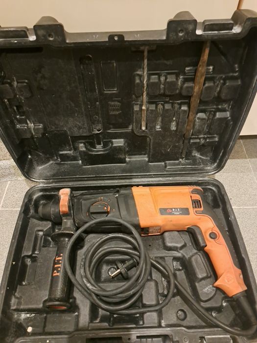 Перфоратор PIT 1000 watt